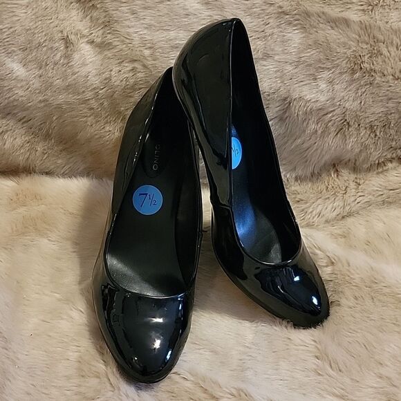 BANDOLINO BLACK PATENT LEATHER HEELS, SIZE 7.5 - NEW! - Picture 2 of 12